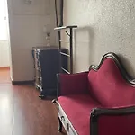 The Little Stairways Lejlighed